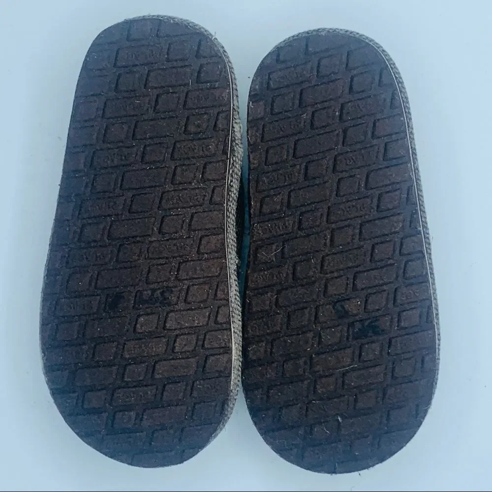 🐇 The Children's Place Unisex Child TB Slip-On